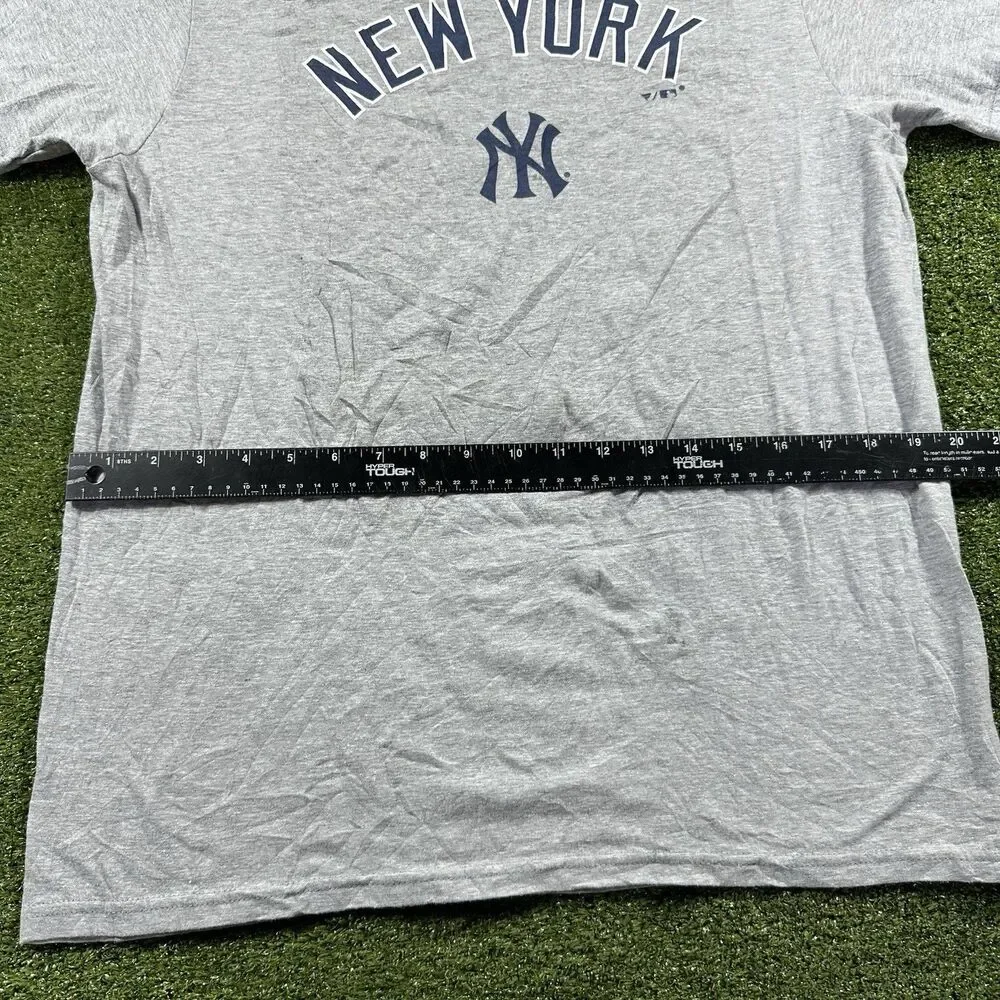 Fanatics New York Yankees Short Sleeve Shirt Mens M NWOT